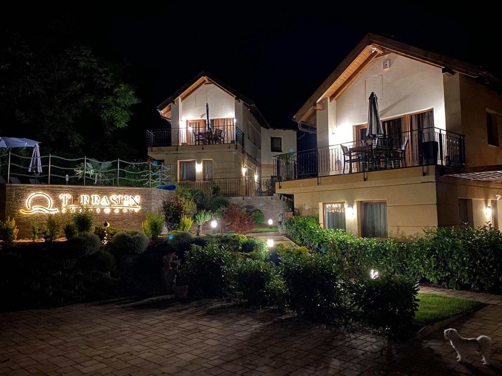 Terrasun Apartments Balatonszarszo Ngoại thất bức ảnh