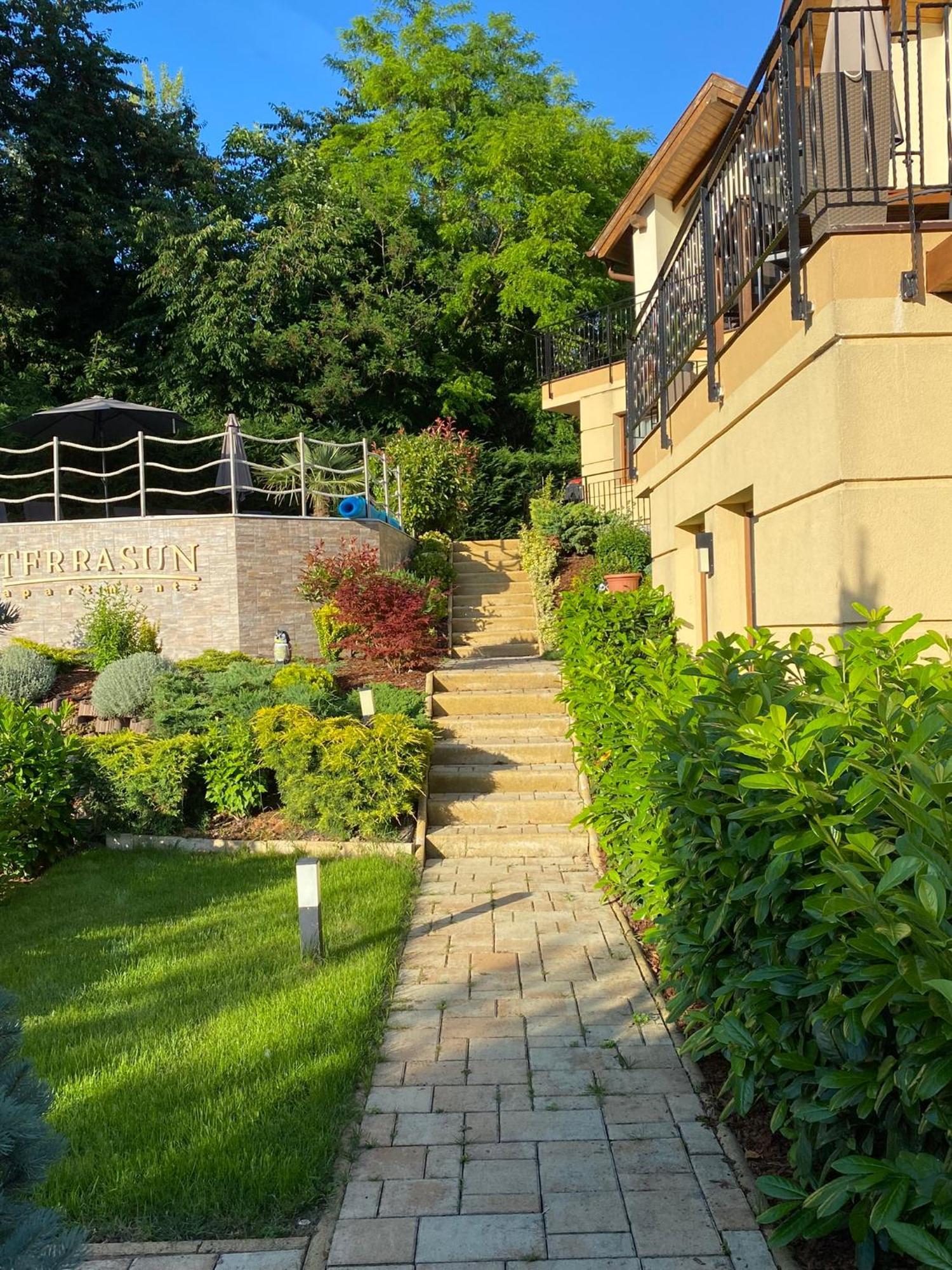 Terrasun Apartments Balatonszarszo Ngoại thất bức ảnh