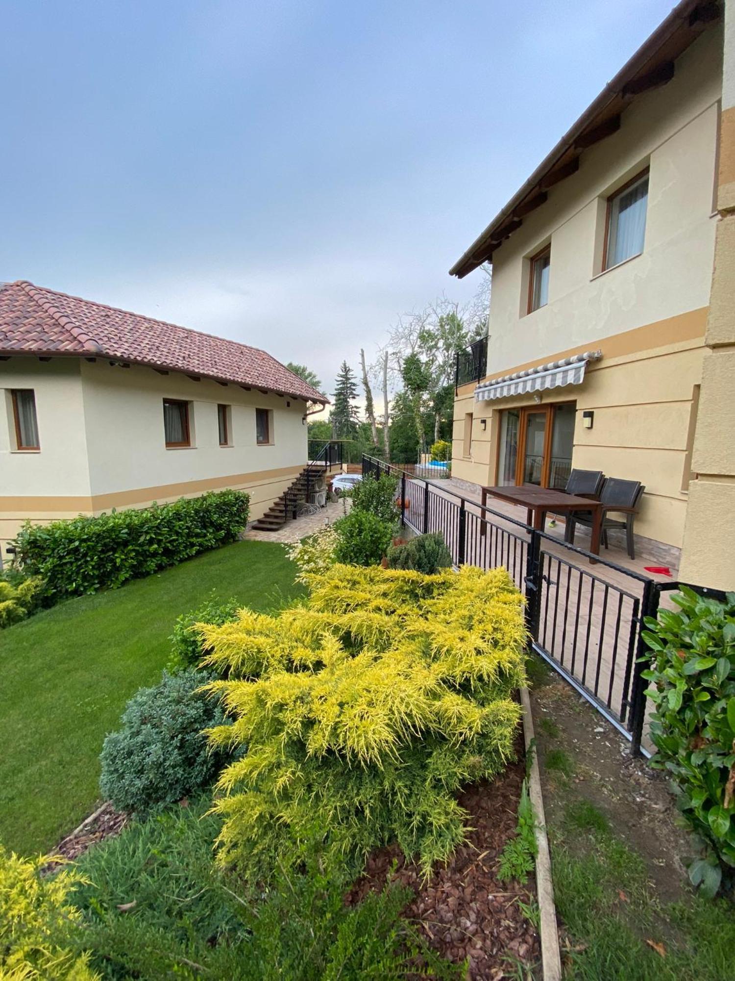 Terrasun Apartments Balatonszarszo Ngoại thất bức ảnh